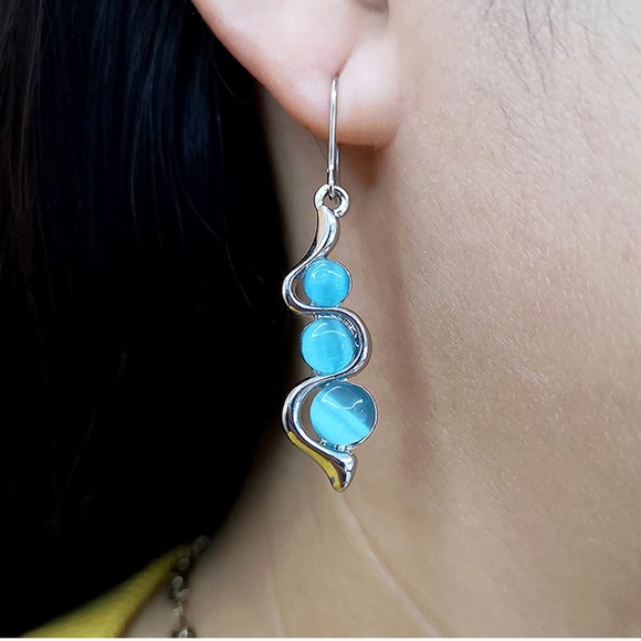 🆕 Bohemian Creative Curve Line drop Dangle Wavy Earrings - Picture 7 of 9